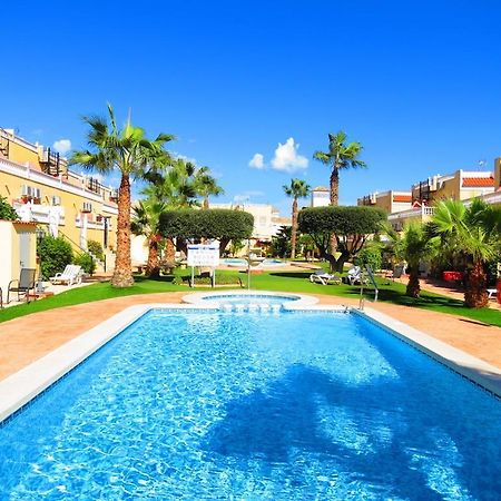 Casa La Zenia Elite Townhouse With Shared Pool And 10 Minutes Walk To Beach Villa Oriola  Exterior foto