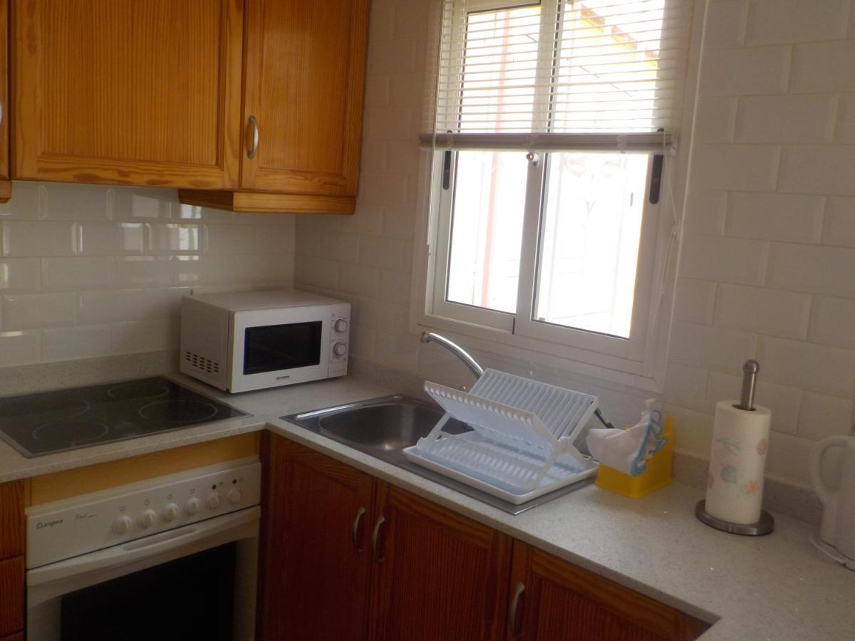 Casa La Zenia Elite Townhouse With Shared Pool And 10 Minutes Walk To Beach Villa Oriola  Exterior foto