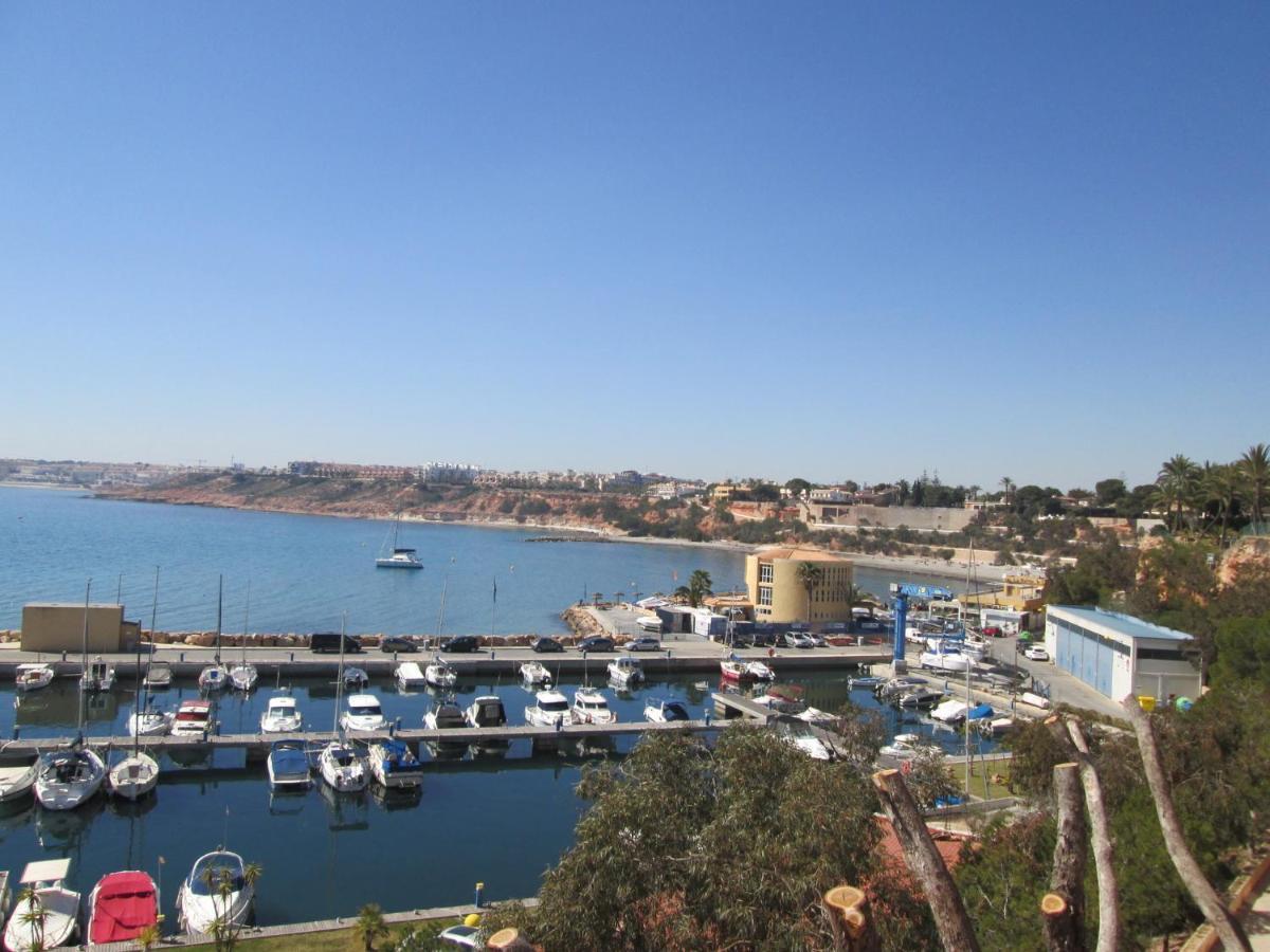 Casa La Zenia Elite Townhouse With Shared Pool And 10 Minutes Walk To Beach Villa Oriola  Exterior foto